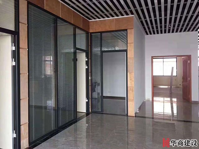廣州市番禺區(qū)全新裝修全包辦公室寫(xiě)字樓出租